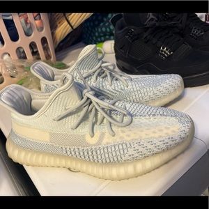 Yeezy boost v2 cloud white